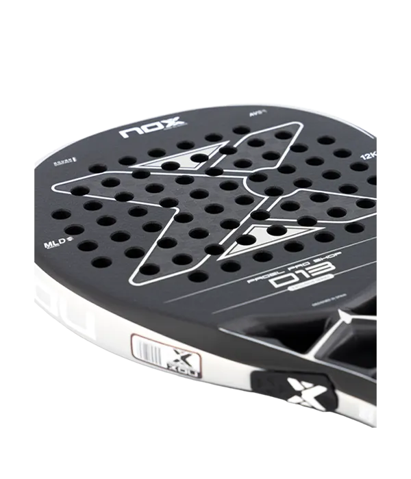Pack Racchetta da Padel NOX D13 12K 2025 + Borsa da padel Oxdog Ultra Tour + Palline da padel Oxdog BOOST+ - immagine 4